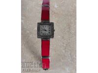 Ασημένιο 925 με πετράδια στο σώμα - Λειτουργεί