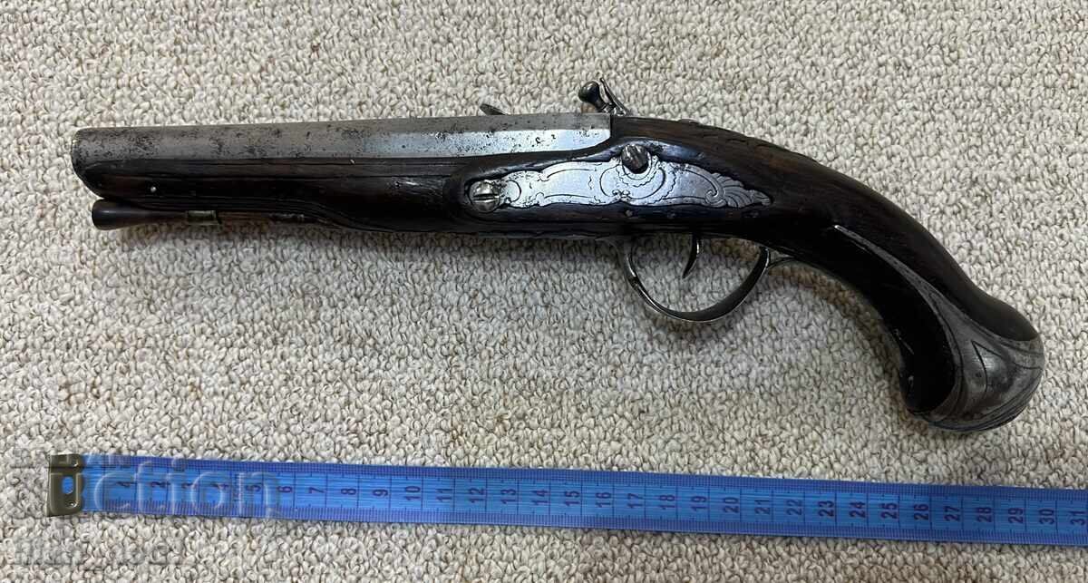 Pistol cu cremene 3 cu preț € 650.00 | 1271.29 BGN