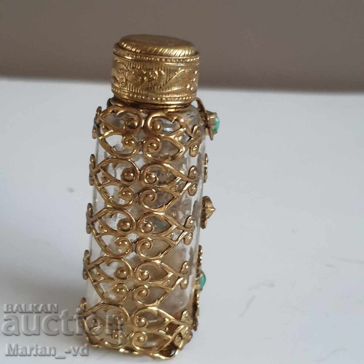 Old collectible perfume bottle - 6
