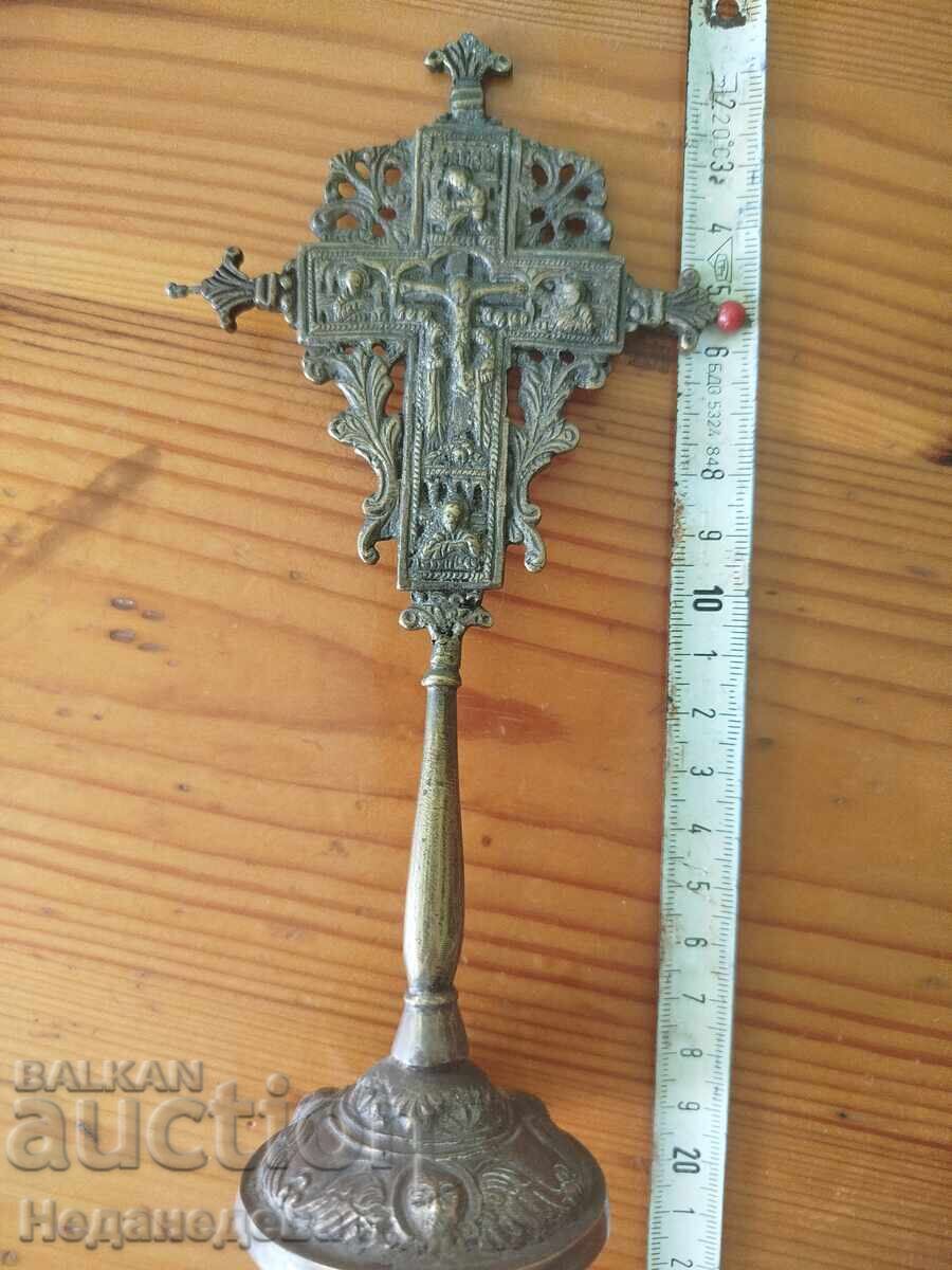 Krast, Dvulitsev, Nastrolen cu preț € 100.99 | 197.52 BGN Krast, Dvulitsev, Nastrolen cu preț € 100.99 | 197.52 BGN