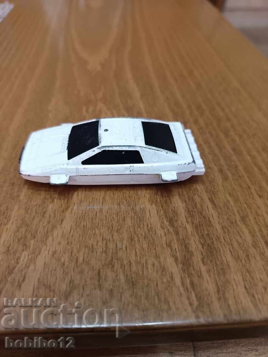 Licitație Cărucior metalic JAMES BOND 007 LOTUS ESPRIT