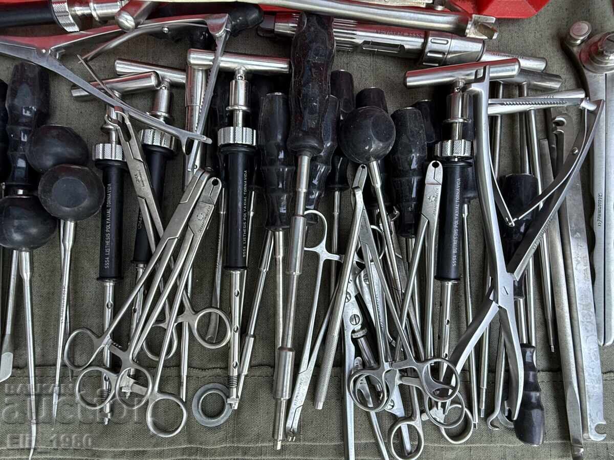 Delivery of Orthopedic Set