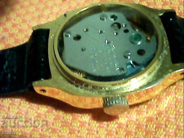 Old Beautiful Damask Mechanical Watch Working - 5 Old Beautiful Damask Mechanical Watch Working - 5