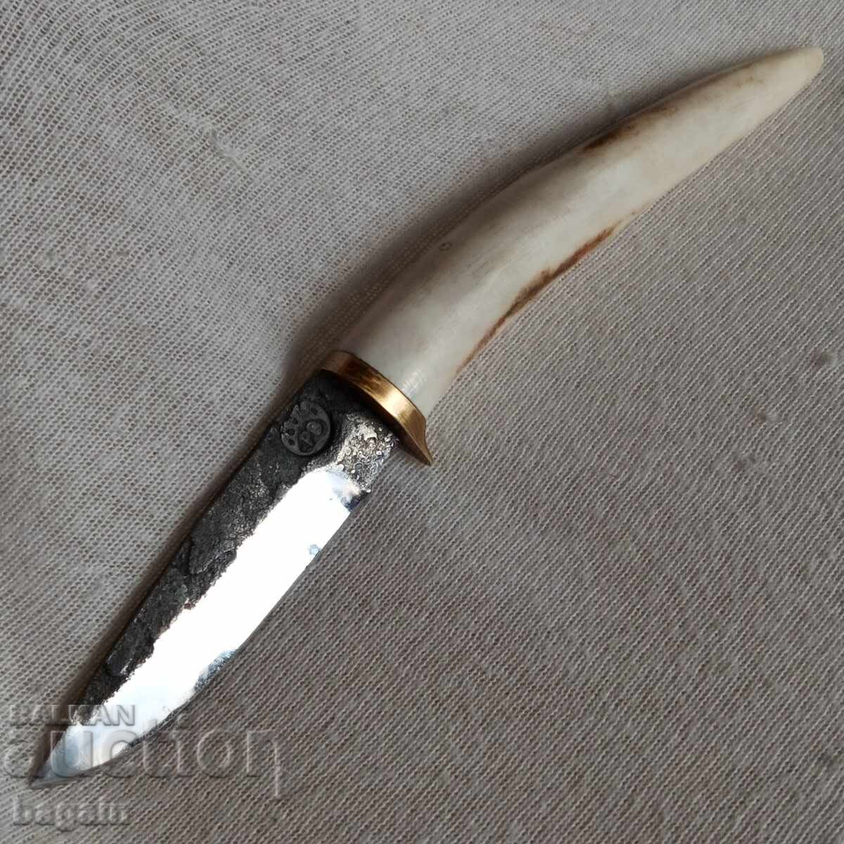 Cuțit maestru bulgar Cuțit maestru bulgar