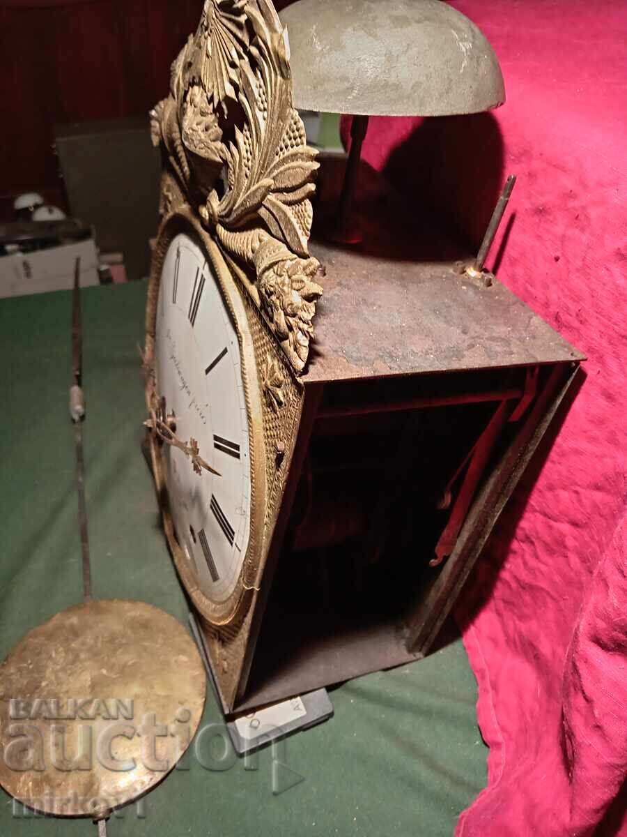 Аукцион Антикварен стенен часовник Аукцион Антикварен стенен часовник