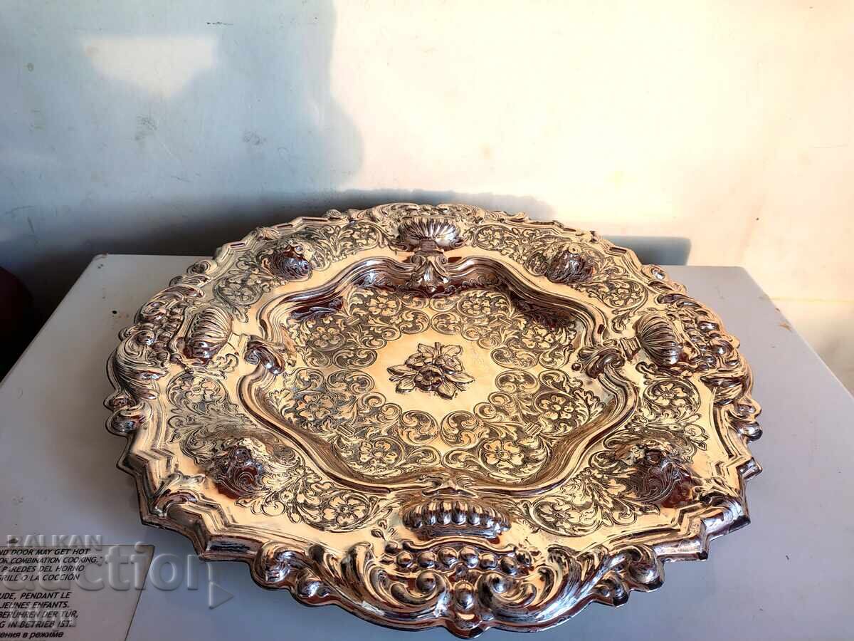 Beautiful Italian Silver-Plated Fruit Bowl Beautiful Italian Silver-Plated Fruit Bowl