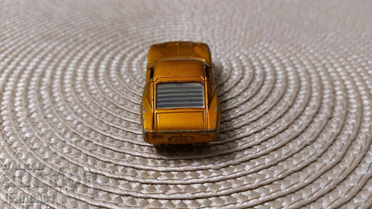 Matchbox - 5 Matchbox - 5