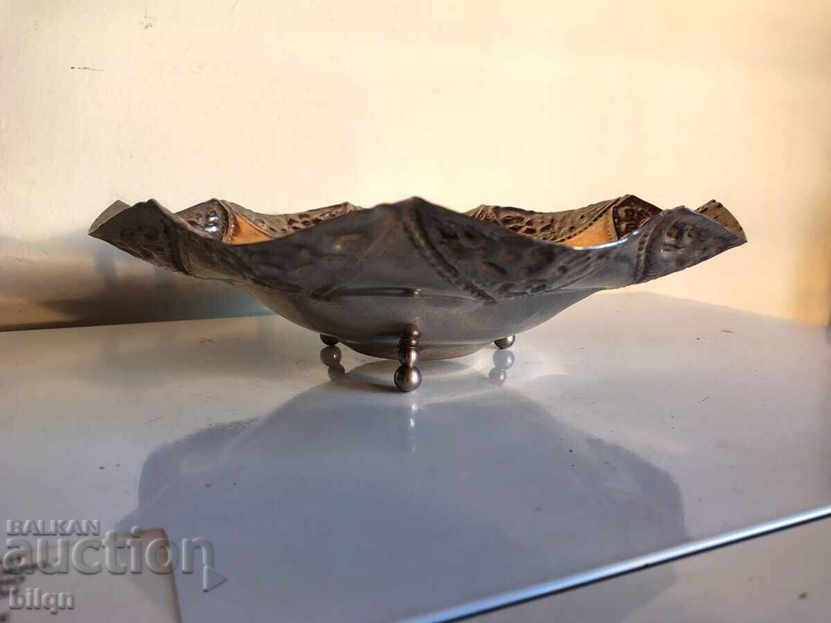 Аукцион Прекрасна Позлатена Фруктиера 24К Аукцион Прекрасна Позлатена Фруктиера 24К