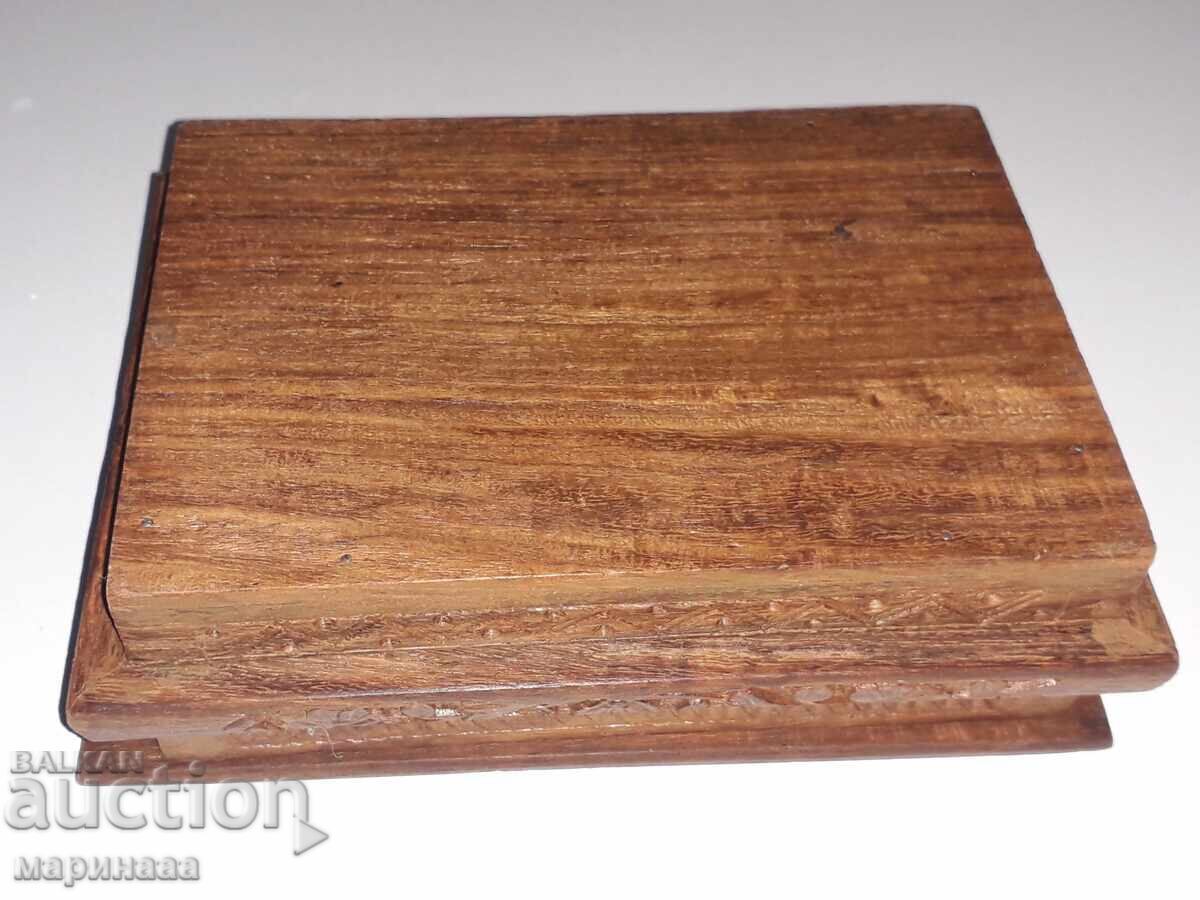 BOX. WOOD CARVING, IVORY - 5