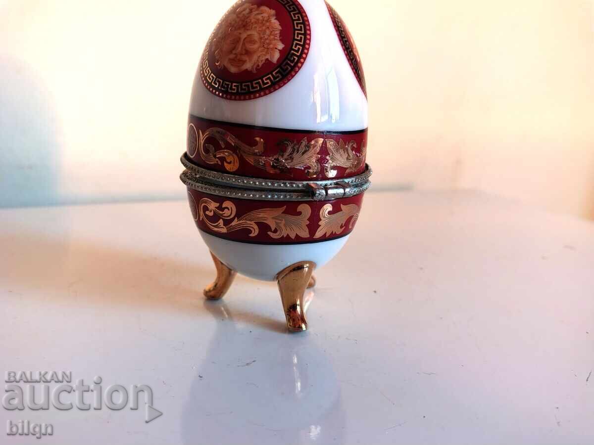 Wonderful Porcelain Egg Jewelry Box - 6