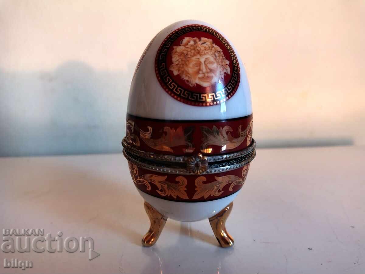 Wonderful Porcelain Egg Jewelry Box