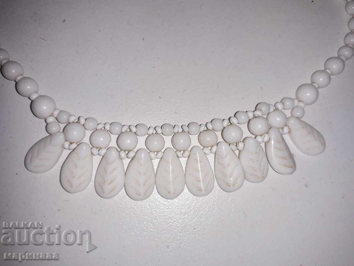 Аукцион МАЛКО КОЛИЕНЦЕ. СЛОНОВА КОСТ Аукцион МАЛКО КОЛИЕНЦЕ. СЛОНОВА КОСТ