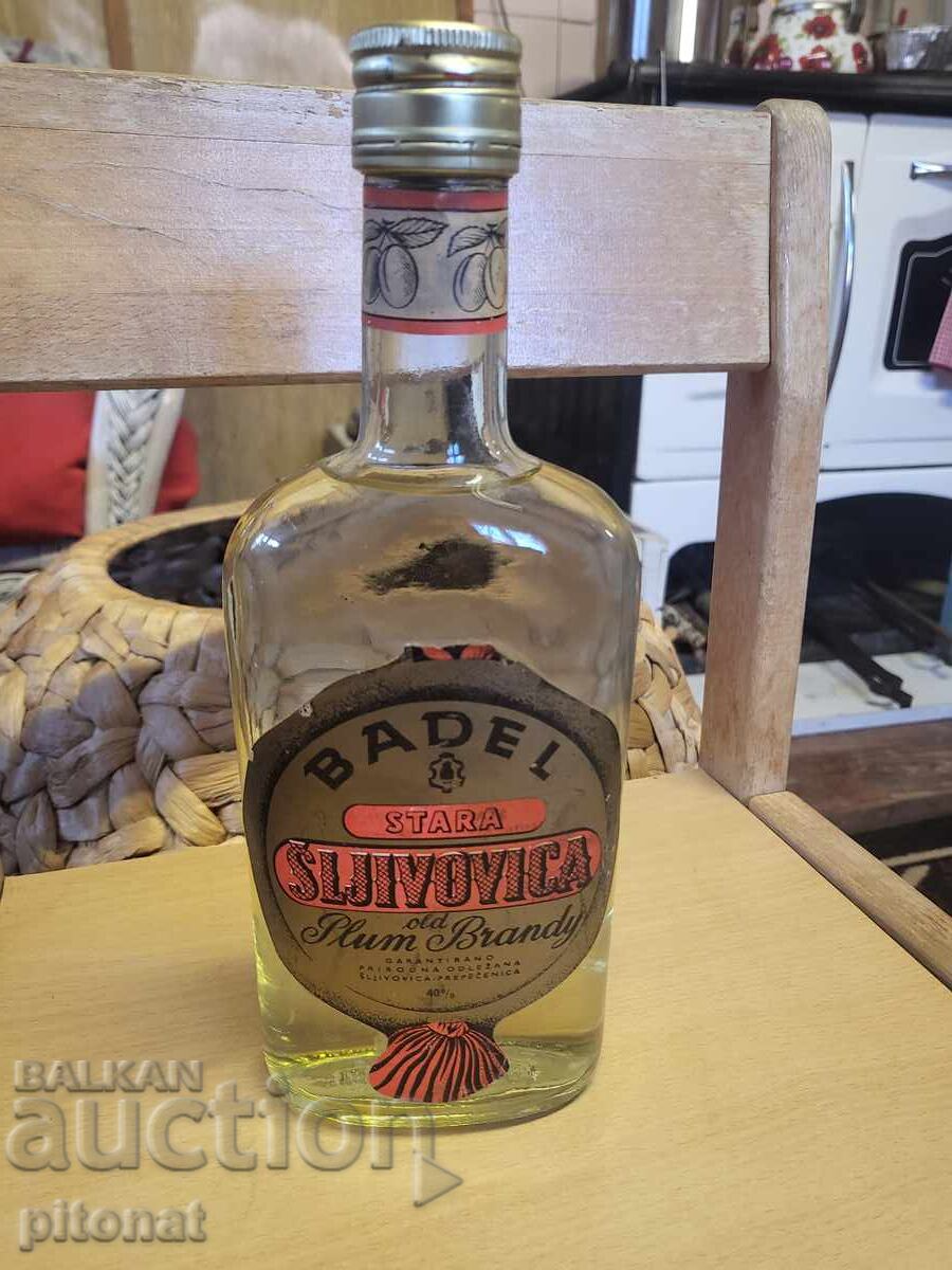 Колекционерска бутилка BADEL Стара сливовица 1983г.