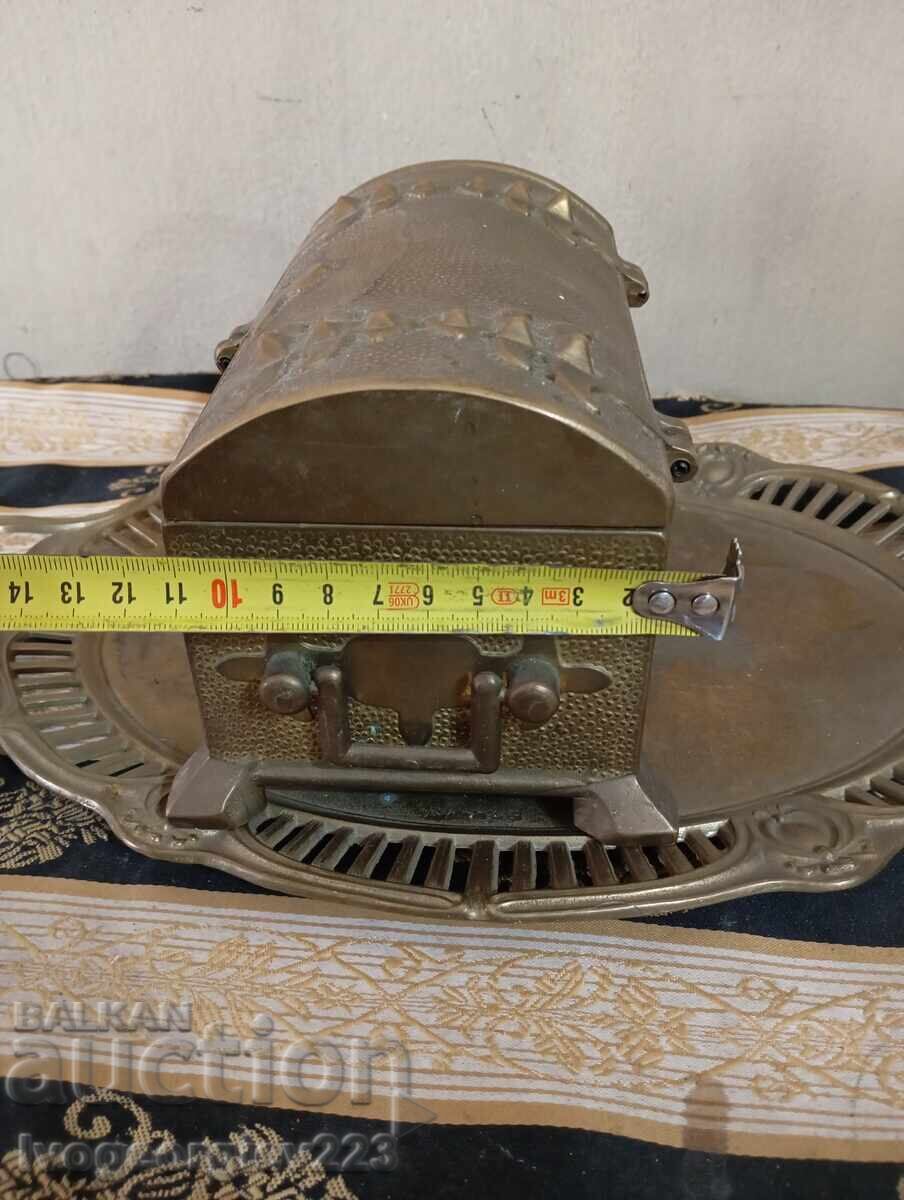 Livrarea Set cutie cu tavă