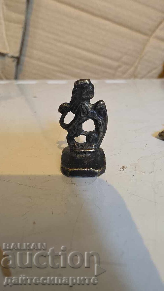 Semn și sigiliu vechi cu preț € 36.00 | 70.41 BGN