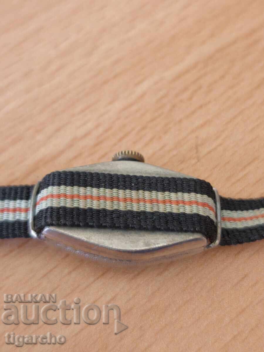 Παράδοση Γυναικείο ρολόι Riku