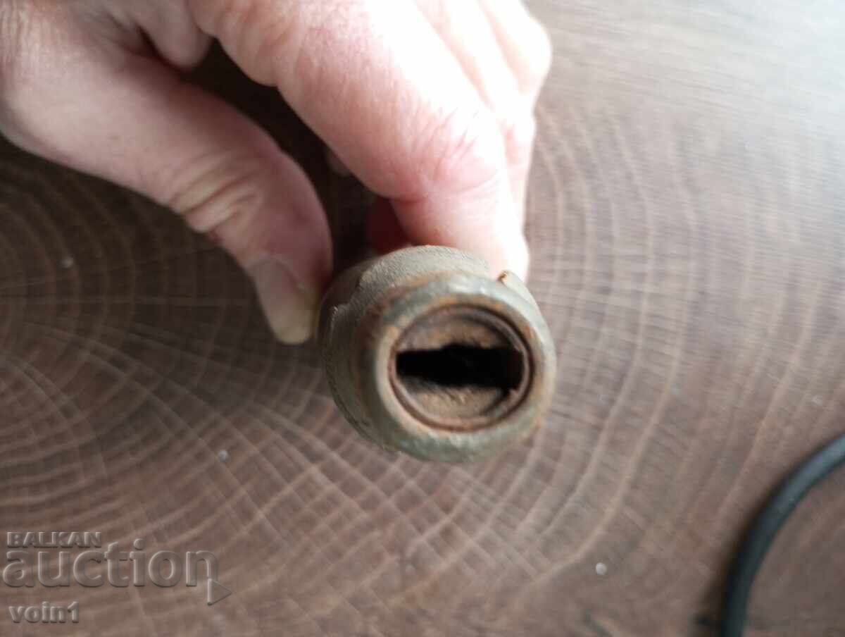 O șurubelniță veche cu preț € 55.00 | 107.57 BGN