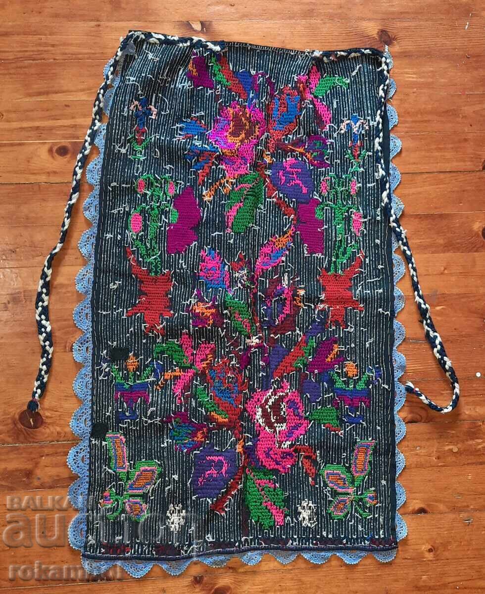 Автентична престилка от Суворово,Варненско. с цена € 230.00 | 449.84 лв.