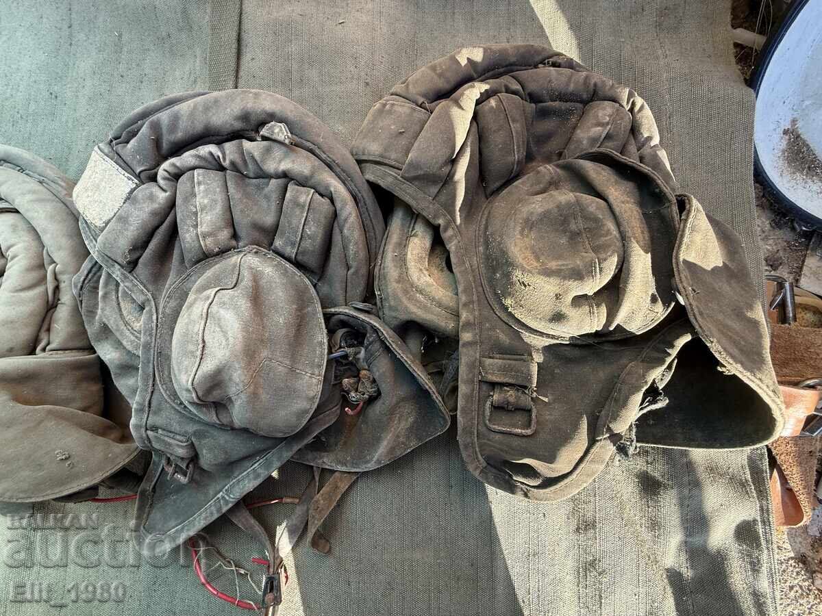 Δημοπρασία Κράνη τανκιστών Δημοπρασία Κράνη τανκιστών