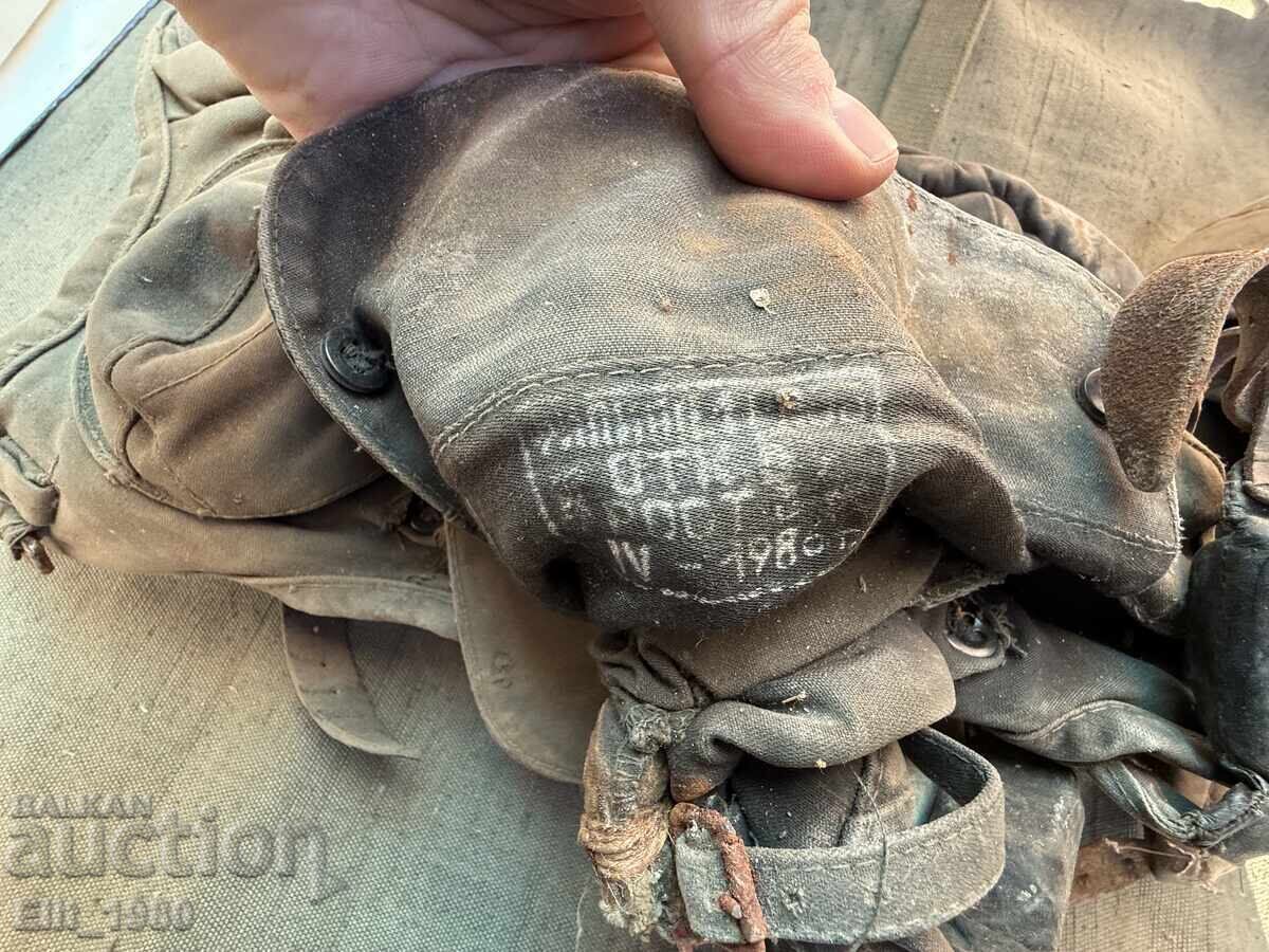 Παράδοση Κράνη τανκιστών