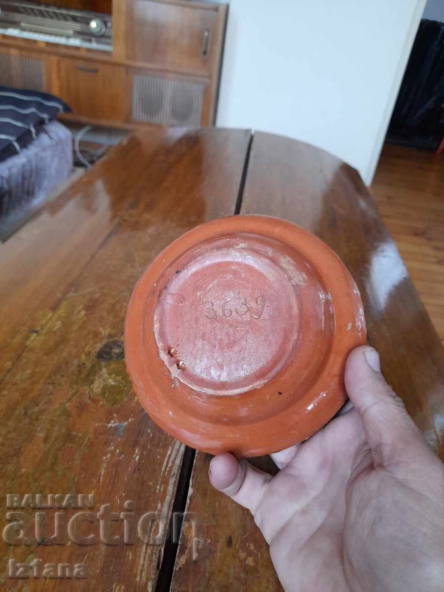 Oală veche din ceramică - 5 Oală veche din ceramică - 5