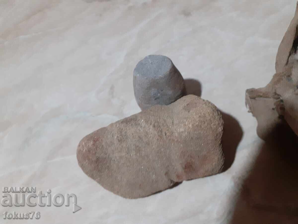 Хайдушки комплект чакмак кремък прахан с цена € 29.00 | 56.72 лв. Хайдушки комплект чакмак кремък прахан с цена € 29.00 | 56.72 лв.