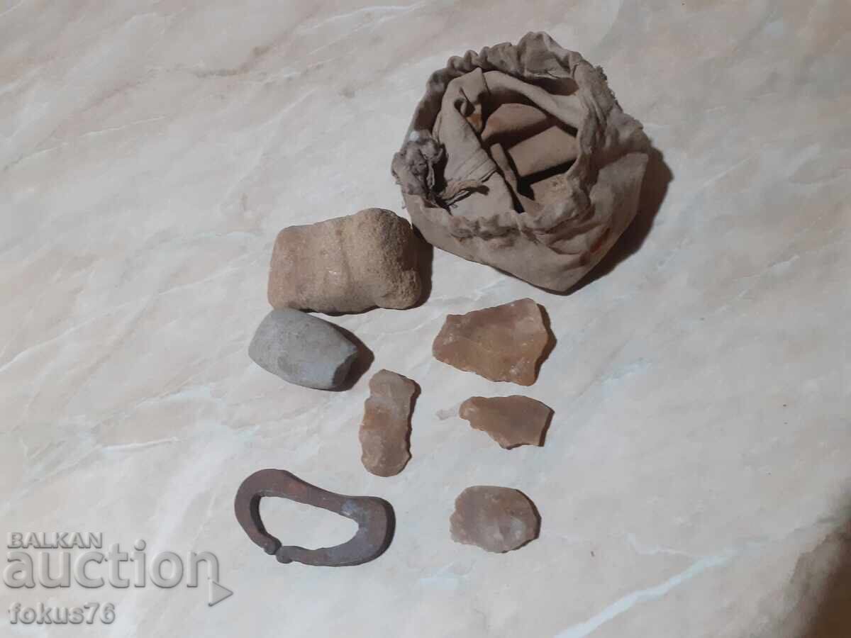 Хайдушки комплект чакмак кремък прахан Хайдушки комплект чакмак кремък прахан