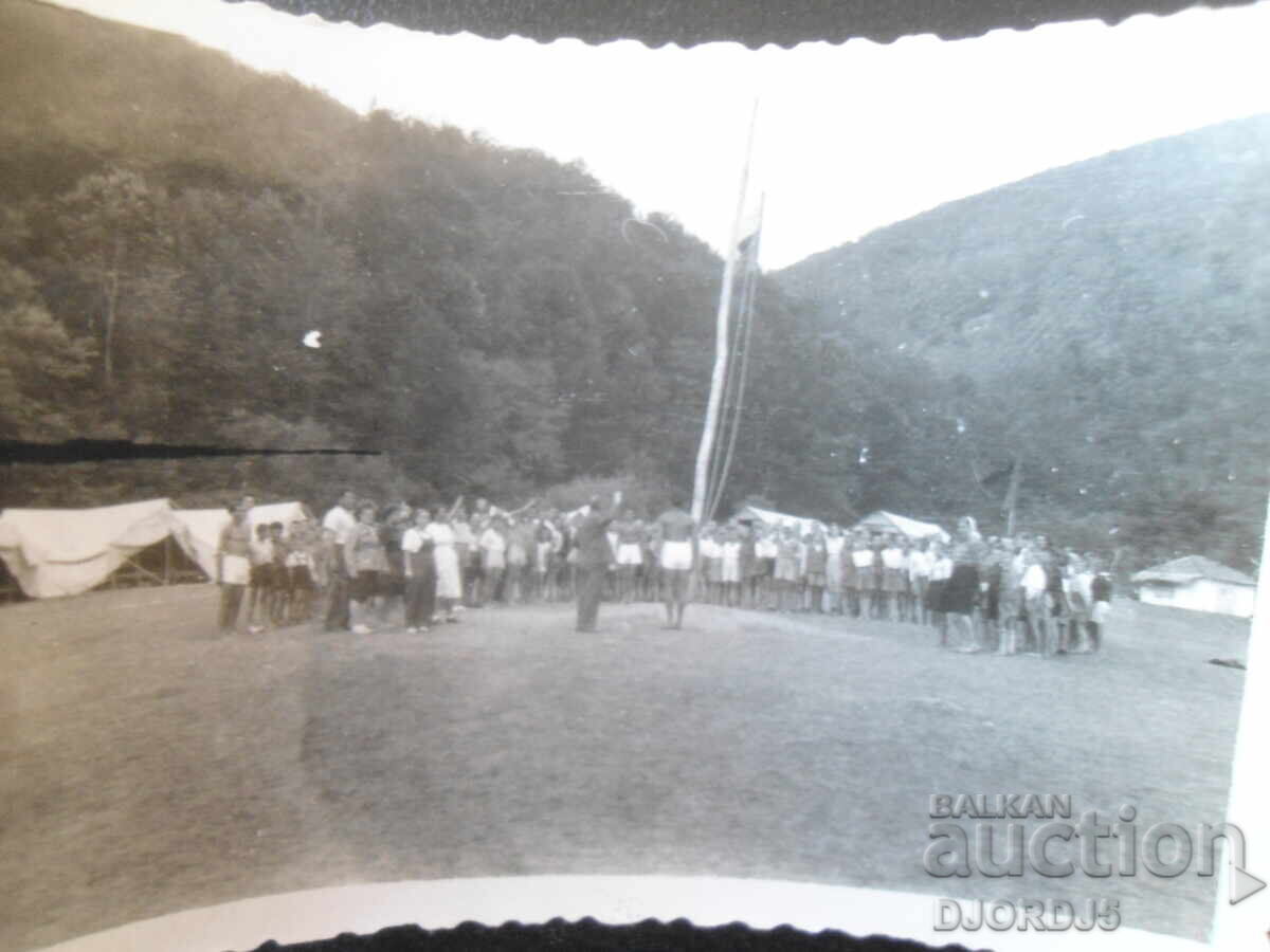 Fotografie veche, 28.VII.1948, lagăr-școală, Berkovitsa
