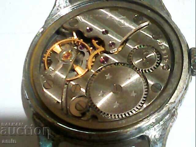 Auction Old Russian 4-hour Mayak watch, works perfectly Auction Old Russian 4-hour Mayak watch, works perfectly
