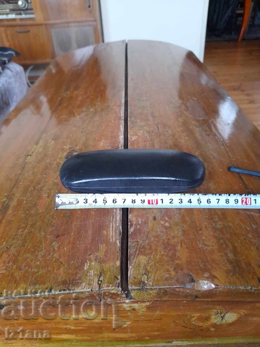 Cutie veche pentru ochelari cu preț € 11.00 | 21.51 BGN Cutie veche pentru ochelari cu preț € 11.00 | 21.51 BGN