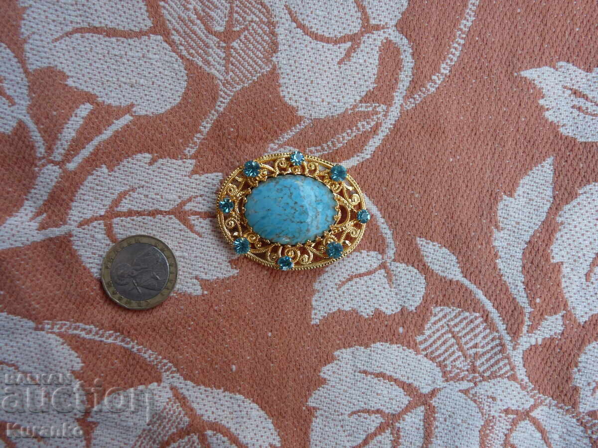 Broșă autentică cu preț € 200.00 | 391.17 BGN