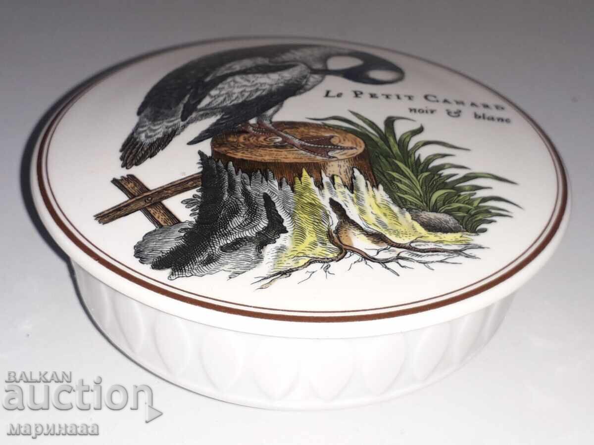 КУТИЯ. ПОРЦЕЛАН. ГЕРМАНИЯ КУТИЯ. ПОРЦЕЛАН. ГЕРМАНИЯ