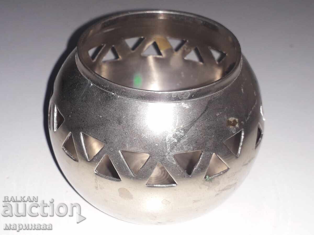 SFEȘNIC. ALAMĂ CROMATĂ