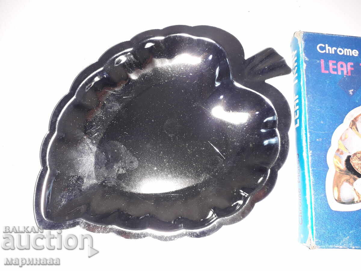 ПЛАТО ЗА ЯДКИ. ГЕРМАНИЯ с цена € 2.05 | 4.01 лв.