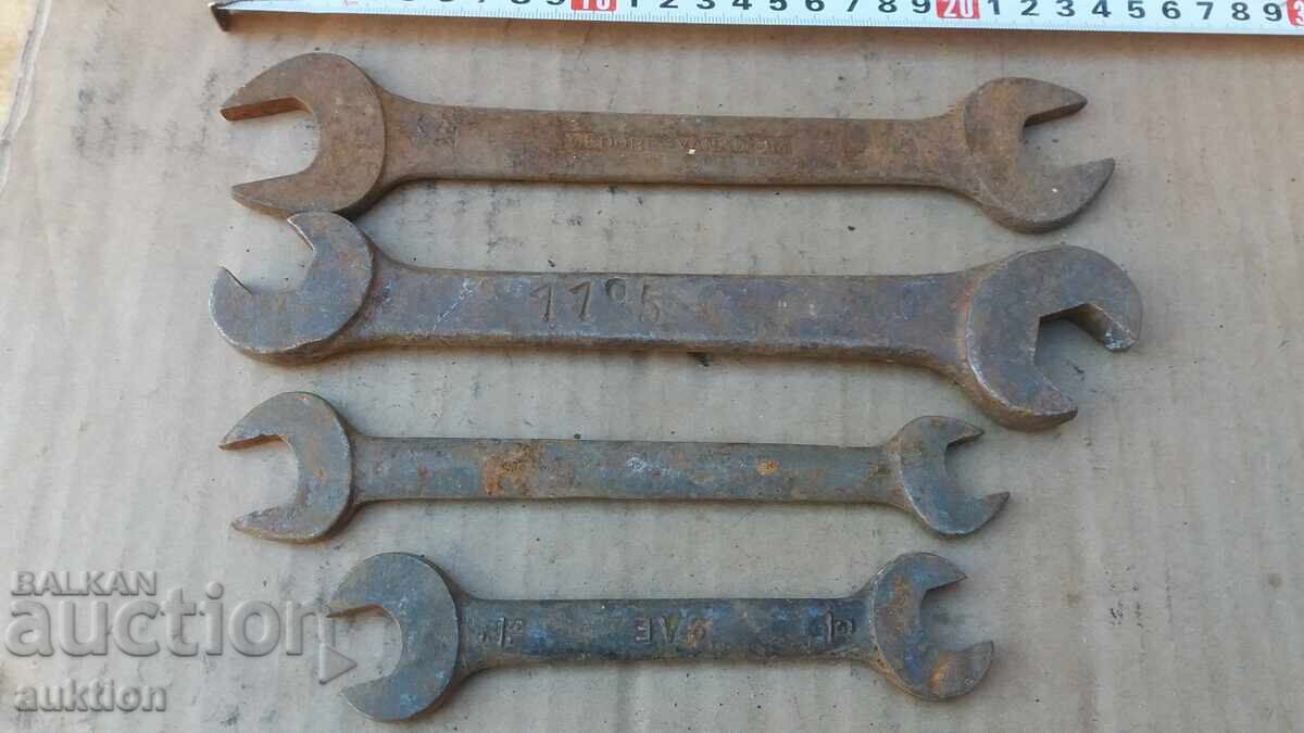 ΣΕΤ ΚΛΕΙΔΙΩΝ - 4 ΤΕΜΑΧΙΑ με τιμή € 2.99 | 5.85 BGN ΣΕΤ ΚΛΕΙΔΙΩΝ - 4 ΤΕΜΑΧΙΑ με τιμή € 2.99 | 5.85 BGN