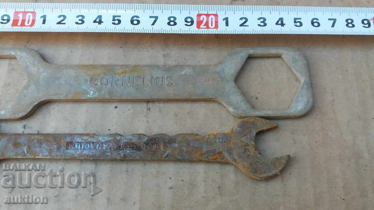 Auction Wrench Set - 2 Pieces Auction Wrench Set - 2 Pieces