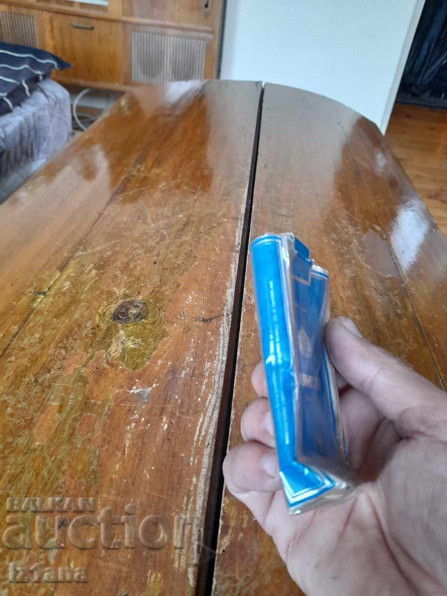 Pachet de țigări Dunhill - 5