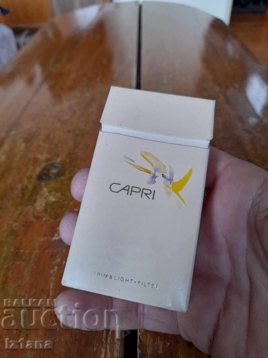 Κουτί τσιγάρων Capri με τιμή € 10.00 | 19.56 BGN Κουτί τσιγάρων Capri με τιμή € 10.00 | 19.56 BGN