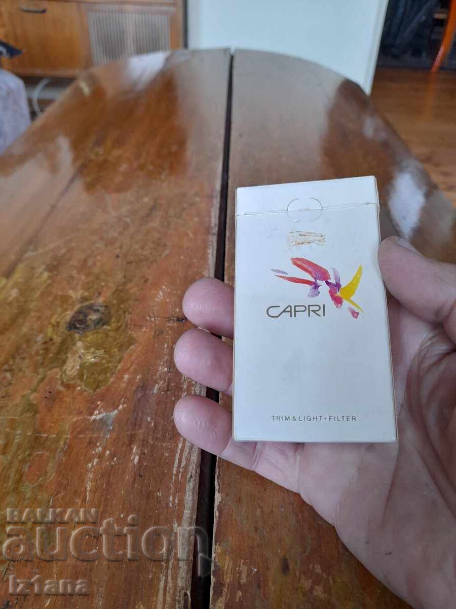 Παράδοση Κουτί τσιγάρων Capri Παράδοση Κουτί τσιγάρων Capri
