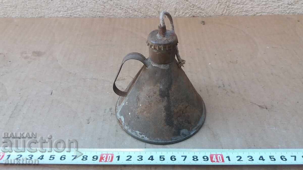 Livrarea Lampă de gaz veche - creație artizanală