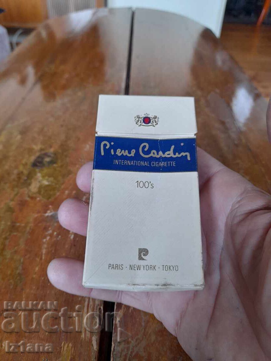 Кутия от цигари Piere Cardin с цена € 10.00 | 19.56 лв. Кутия от цигари Piere Cardin с цена € 10.00 | 19.56 лв.