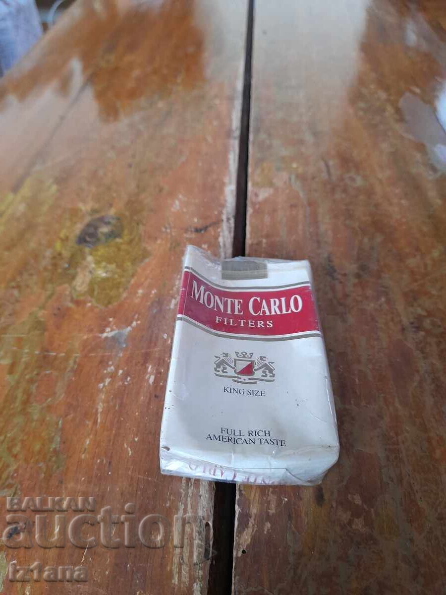 Pachet de țigări Monte Carlo Pachet de țigări Monte Carlo