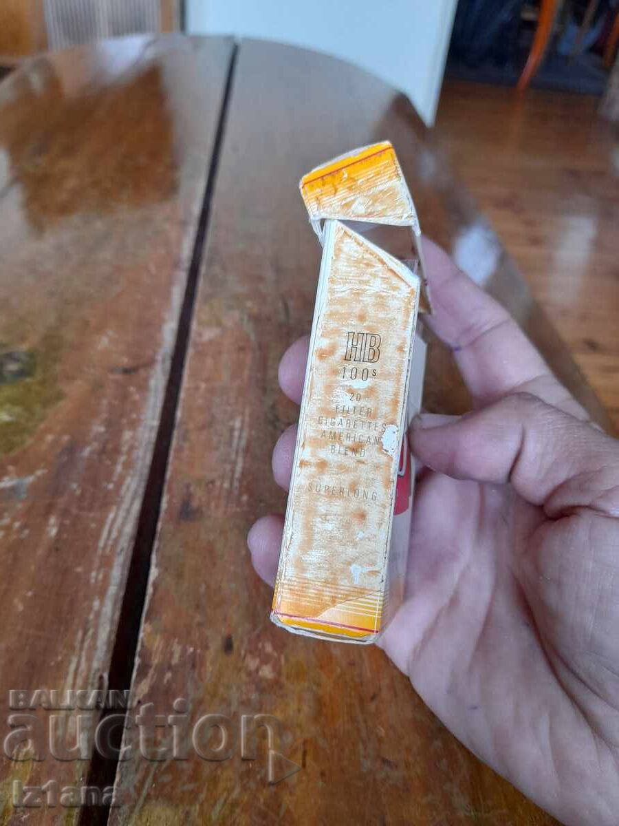 Livrarea Cutie de țigări HB