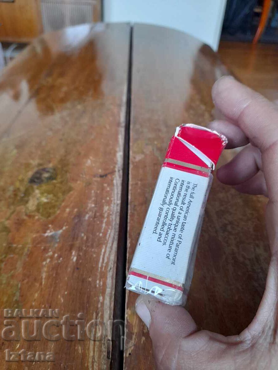 Delivery of Paramont Cigarette Box Delivery of Paramont Cigarette Box