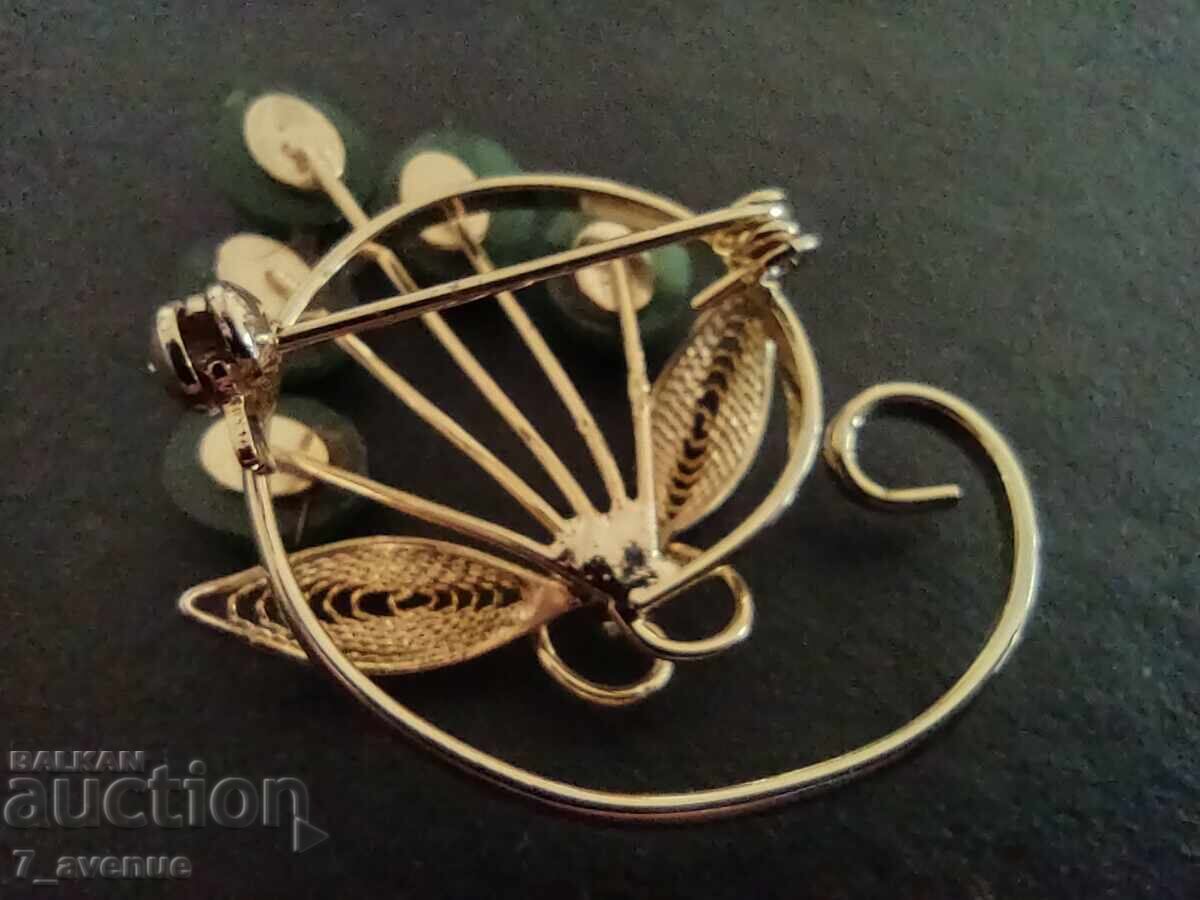 Livrarea Broșă cu jad, aurire, elegantă, stilată 31.12.2025