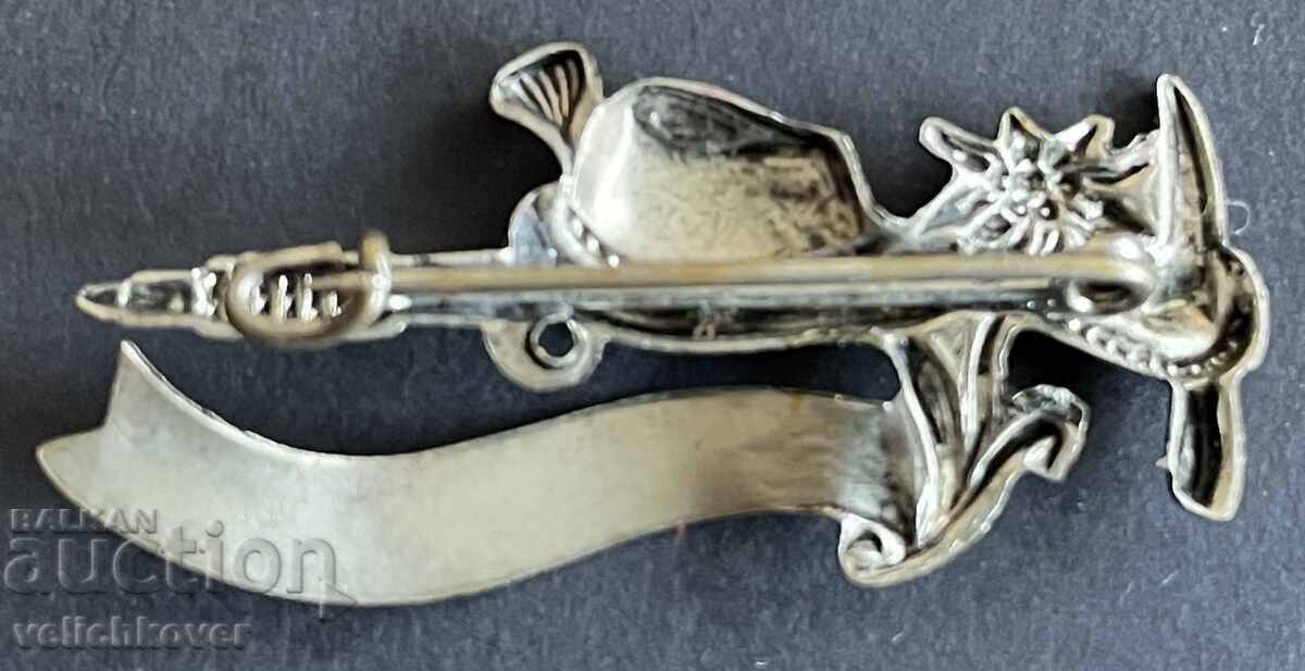 42440 Bulgaria tourist badge BTS hat pickaxe edelweiss with price € 3.00 | 5.87 BGN 42440 Bulgaria tourist badge BTS hat pickaxe edelweiss with price € 3.00 | 5.87 BGN