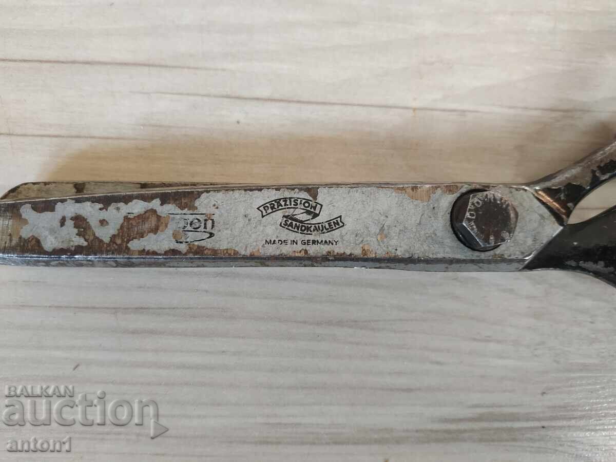 Foarfece Solingen cu preț € 15.00 | 29.34 BGN Foarfece Solingen cu preț € 15.00 | 29.34 BGN