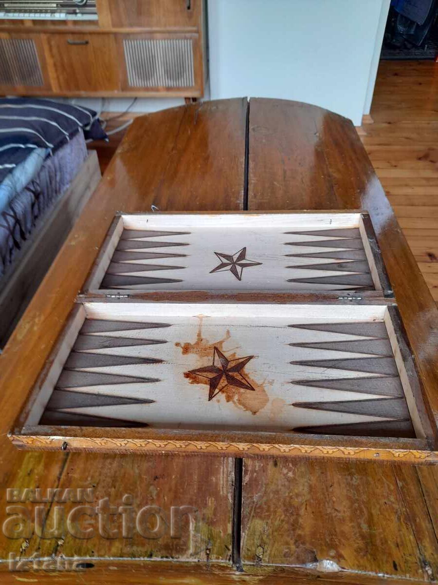 Стар шах с цена € 20.00 | 39.12 лв. Стар шах с цена € 20.00 | 39.12 лв.