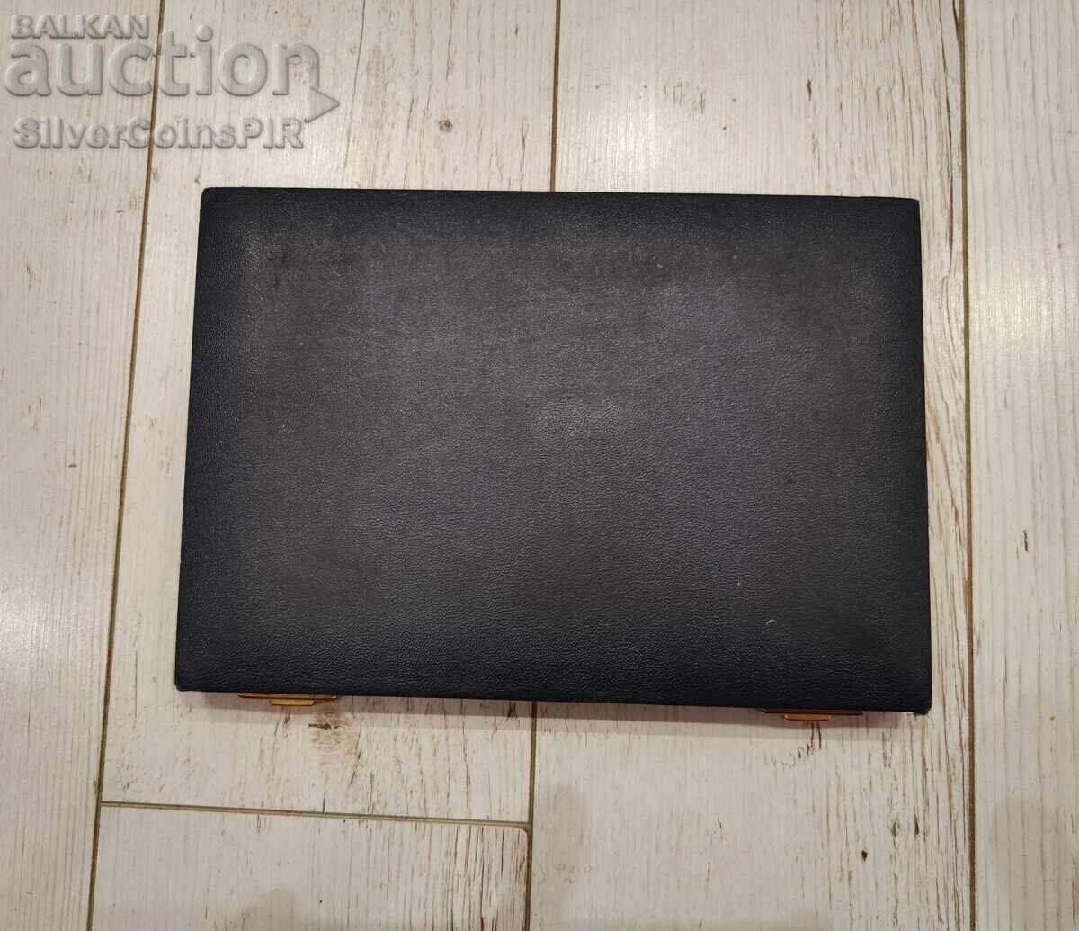 Παράδοση Κουτί για 24 τεμάχια Νομίσματα