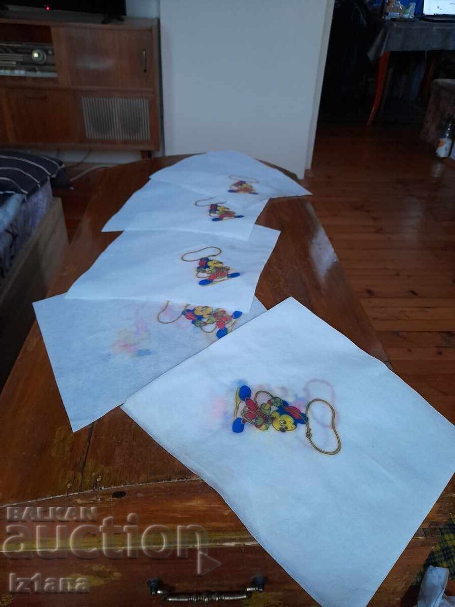 Доставка на Стари салфетки за студено сервиране